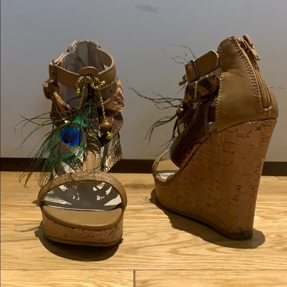 Tan wedges - Picture 3 of 3